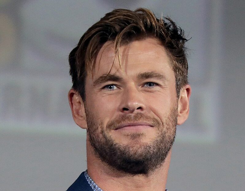 Chris Hemsworth Pushes His Limits to Learn How the Brain and Body Age